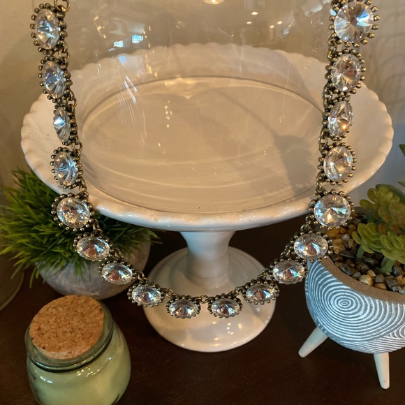 Statement Necklace! Sparkle and shine! - Picture 4 of 4